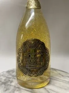 Studio image of Veneto wine bottle shot u2013 Italian sparkling wine u2013 buy Veneto wine online in the UK u2013 premium Italian wine selection online