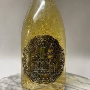 Studio image of Veneto wine bottle shot u2013 Italian sparkling wine u2013 buy Veneto wine online in the UK u2013 premium Italian wine selection online