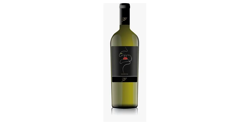 Studio image of Campania wine bottle shot u2013 Italian white wine u2013 buy Campania wine online in the UK