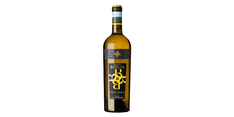 Studio image of Pinot Grigio Veneto wine bottle shot u2013 Italian wine u2013 buy Pinot Grigio Veneto wine online in the UK