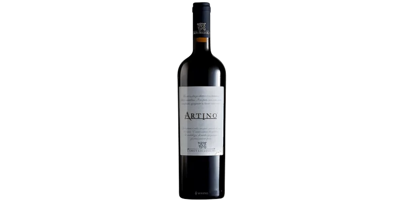 Studio image of Calabrian Italian Red Wine bottle shot u2013 Italian red wine u2013 buy Calabrian Italian Red Wine online in the UK