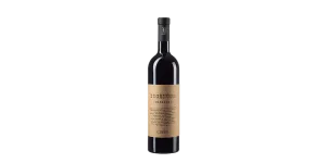 Studio image of Erbaluce Piemonte wine bottle shot u2013 Italian wine u2013 buy Erbaluce Piemonte wine online in the UK