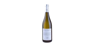 Studio image of Chardonnay wine bottle shot u2013 Italian white wine u2013 buy Chardonnay wine online in the UK