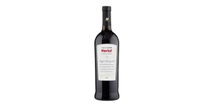 Studio image of Merlot Sicilia wine bottle shot u2013 Italian red wine u2013 buy Merlot Sicilia wine online in the UK u2013 order Italian wine with UK delivery