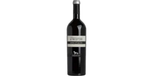 Studio image of Friuli-Venezia Giulia wine bottle shot u2013 Italian red wine u2013 buy Friuli-Venezia Giulia wine online in the UK u2013 buy Italian wine online
