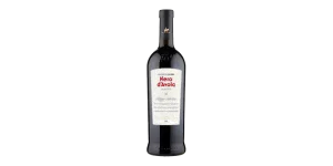 Studio image of Nero d'Avola Sicilia wine bottle shot u2013 Italian red wine u2013 buy Nero d'Avola Sicilia wine online in the UK u2013 order Italian wine with UK u2026