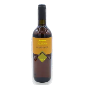 Studio image of Catarratto bianco Sicilia wine bottle shot u2013 Italian white wine u2013 buy Catarratto bianco Sicilia wine online in the UK u2013 order Italian wu2026