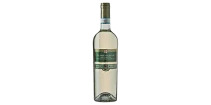 Studio image of Pinot Grigio Veneto wine bottle shot u2013 Italian white wine u2013 buy Pinot Grigio Veneto wine online in the UK u2013 shop Italian wine online