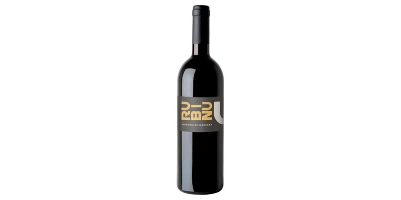 Studio image of Rubinu Cannonau di Sardegna DOC wine bottle shot u2013 Italian wine u2013 buy Rubinu Cannonau di Sardegna DOC wine online in the UK u2013 premium Iu2026