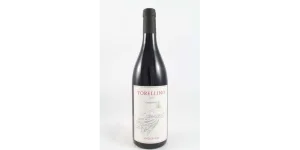 Studio image of Syrah Toscana wine bottle shot u2013 Italian red wine u2013 buy Syrah Toscana wine online in the UK