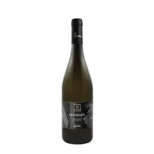 Studio image of Chardonnay wine bottle shot u2013 Italian white wine u2013 buy Chardonnay wine online in the UK